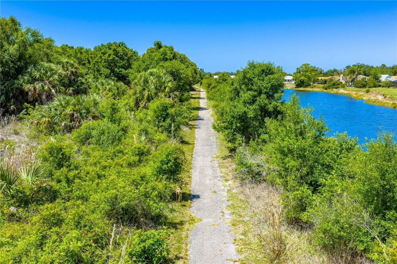 3247 Meadow Run Drive, Venice, FL 34293 Photo
