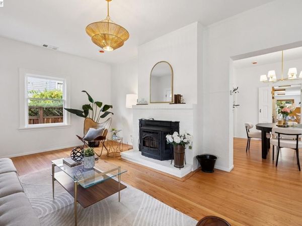 3287 Briggs Ave, Alameda, CA 94501