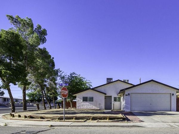 1240 W Langley Avenue, Ridgecrest, CA 93555