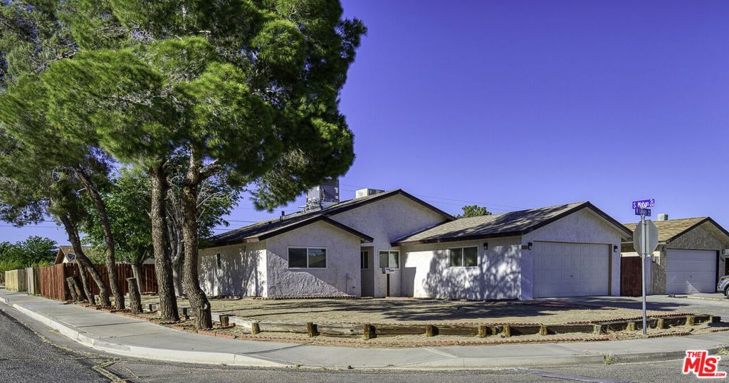1240 W Langley Avenue, Ridgecrest, CA 93555 Main Photo