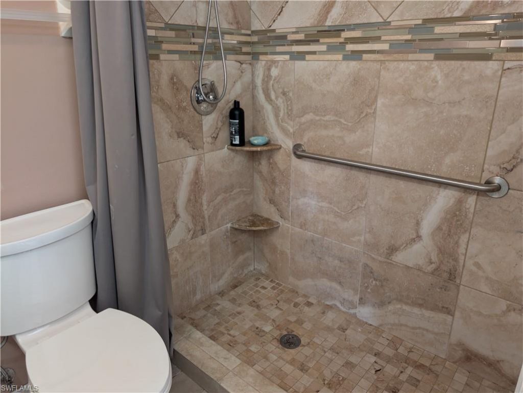 5652 Foxlake Dr, North Fort Myers, FL 33917 Photo