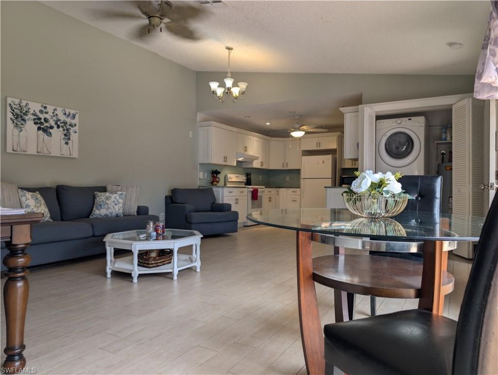 5652 Foxlake Dr, North Fort Myers, FL 33917 Photo