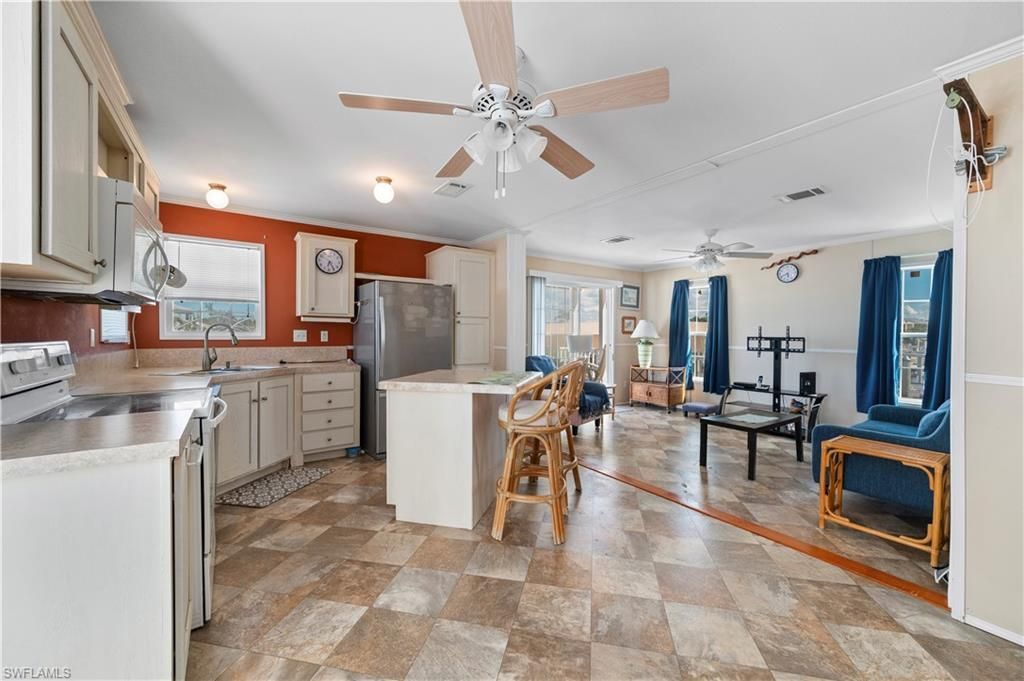 3908 Coconut Dr, Saint James City, FL 33956 Photo
