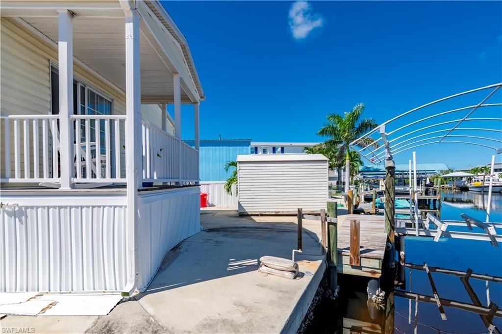 3908 Coconut Dr, Saint James City, FL 33956 Photo