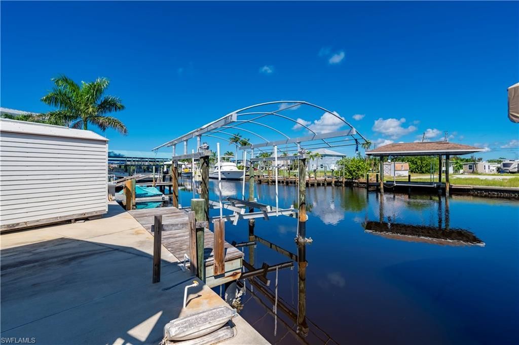 3908 Coconut Dr, Saint James City, FL 33956 Photo