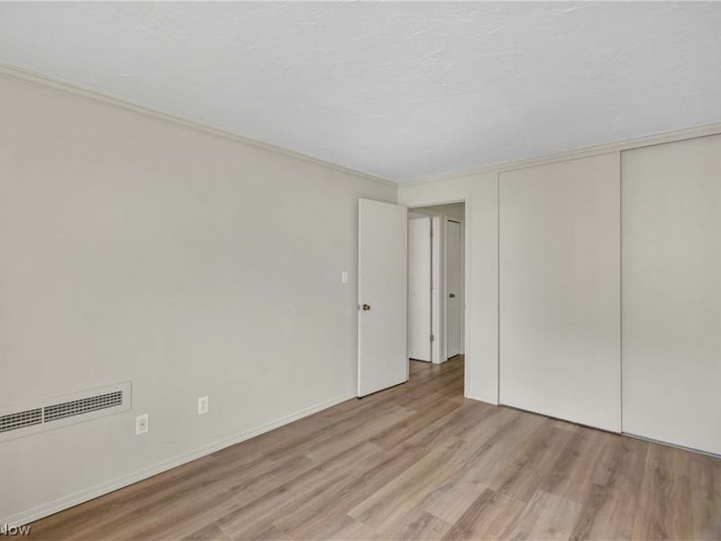 12900 Lake Avenue , Unit 1707, Lakewood, OH 44107 Photo 16