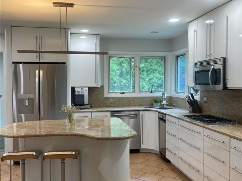 2021 Lyndway Road , Cleveland, OH 44121 Photo 21