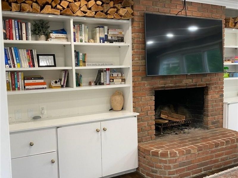 2021 Lyndway Road , Cleveland, OH 44121 Photo 28