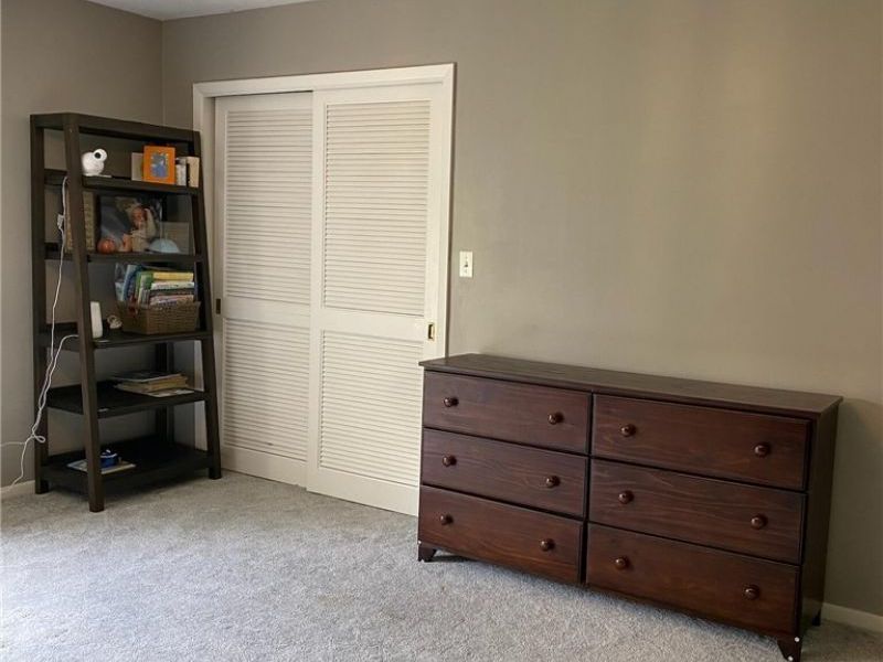 2021 Lyndway Road , Cleveland, OH 44121 Photo 31