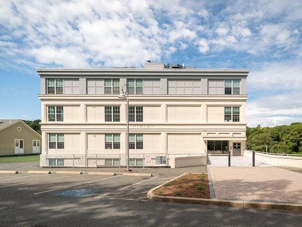 24 Cobblestone Lane, Unit 401, Gloucester, MA 01930