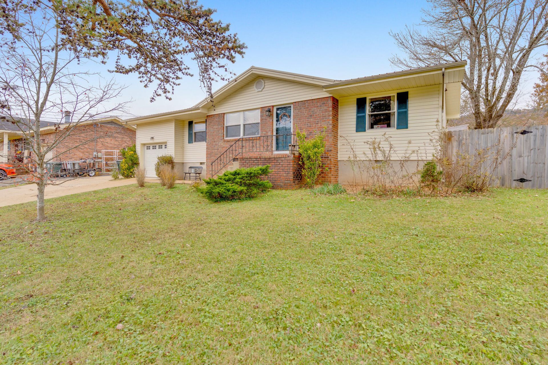 1215 Andrea Drive, Chattanooga, TN 37419 Main Photo