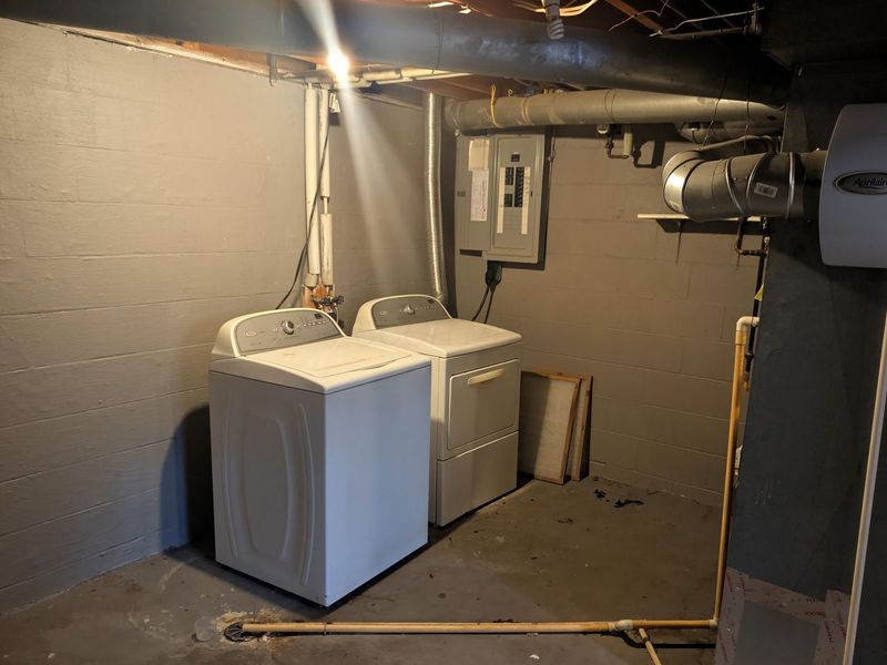 5726 Beechcroft Road, Unit C, Columbus, OH 43229 Photo 10