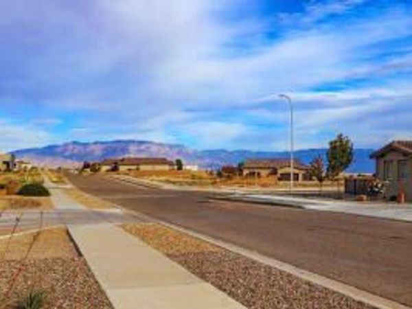 6535 Vista Del Prado Road NW, Albuquerque, NM 87120