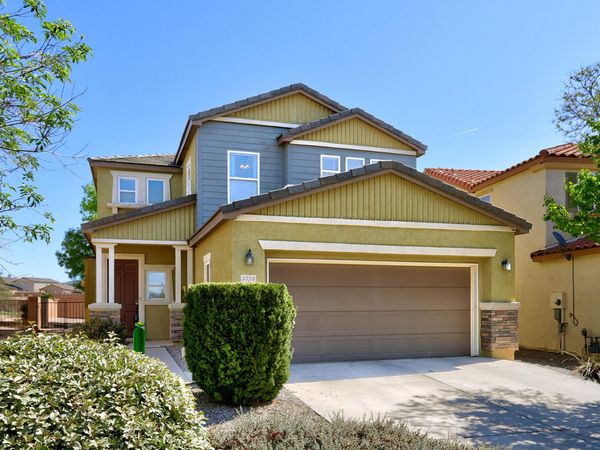 3728 Clear Creek Road NE, Rio Rancho, NM 87144