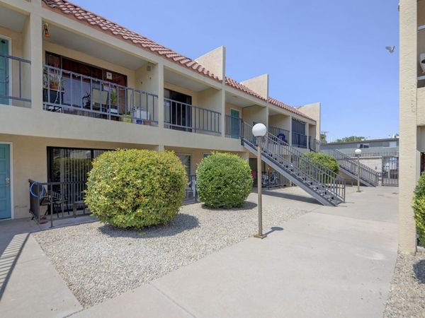 1025 Valencia Drive SE, Unit APT 10, Albuquerque, NM 87108