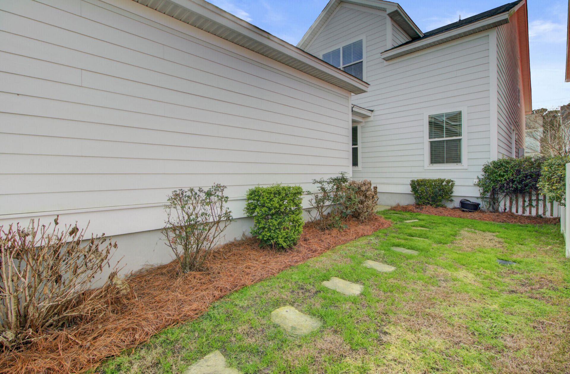 1056 Oak Bluff Avenue Photo 32