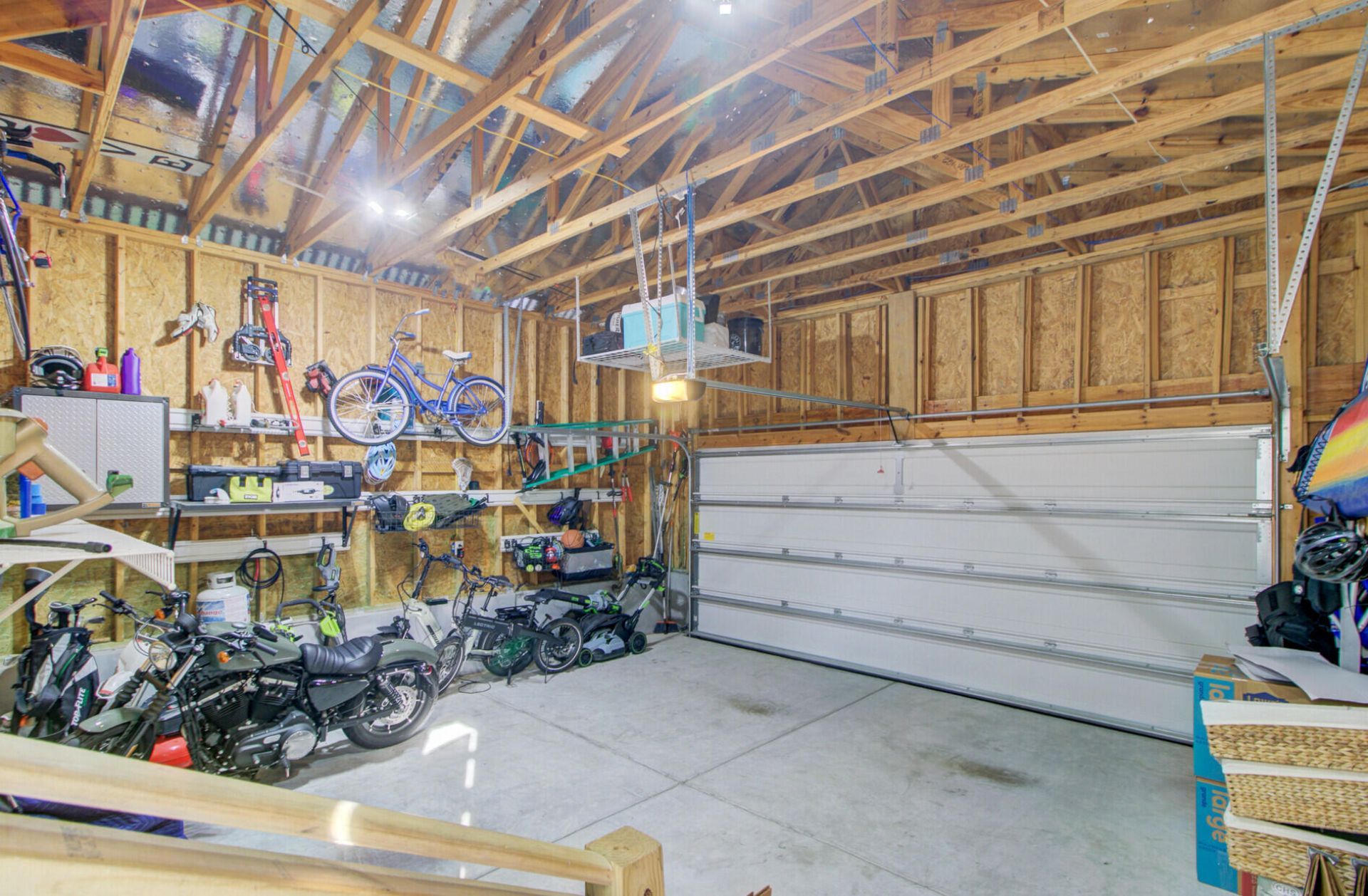 1056 Oak Bluff Avenue Photo 35