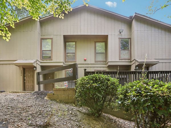 2808 Cumberland Court SE, Smyrna, GA 30080