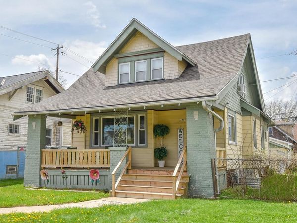 2809 N 38th STREET, Milwaukee, WI 53210