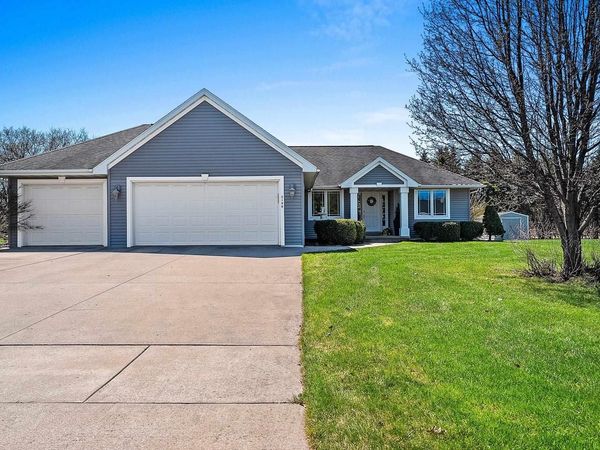 2190 DALY DRIVE, Green Bay, WI 54311