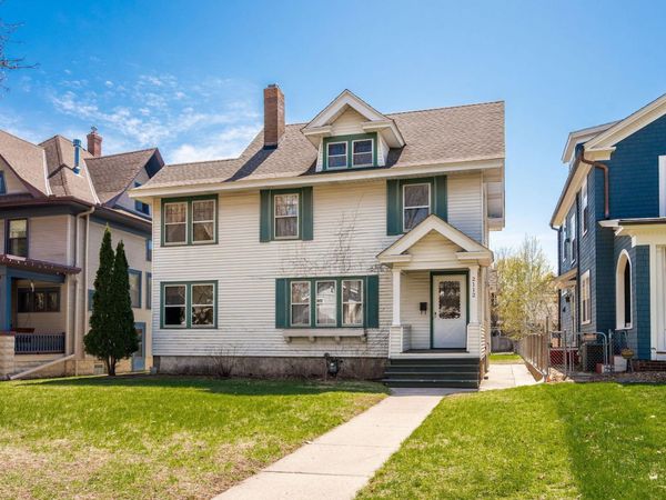 2112 Carroll Avenue , Saint Paul, MN 55104