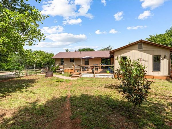 2300 E Oak Lane, Guthrie, OK 73044