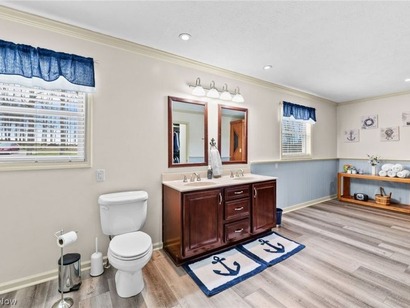 703 Holiday Drive , Willard, OH 44890 Photo 21