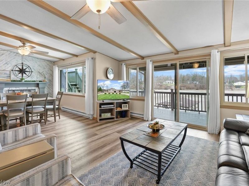 703 Holiday Drive , Willard, OH 44890 Photo 6