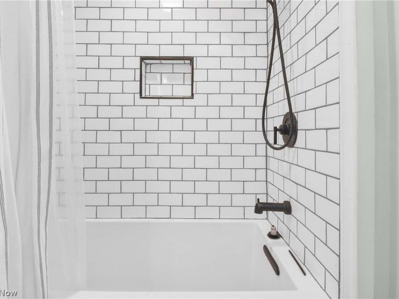 5627 Burns Road, North Olmsted, OH 44070 Photo 21