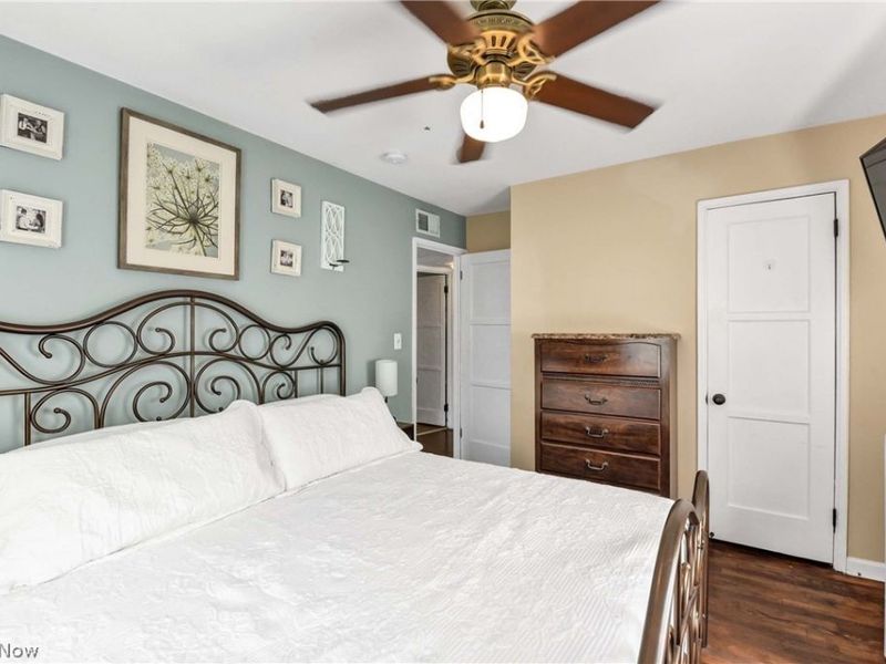 5627 Burns Road, North Olmsted, OH 44070 Photo 5