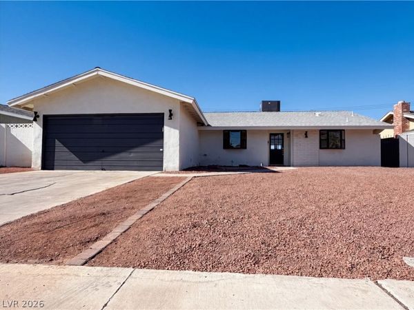 3800 El Portal Avenue , Las Vegas, NV 89102