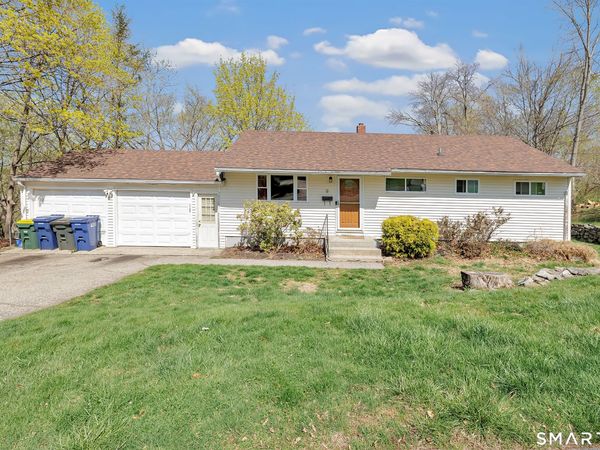 9 Alan, Ansonia, CT 06401