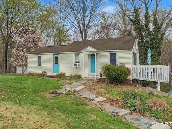 70 Browns, Old Lyme, CT 06371