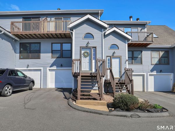 306 Lake Vista, Unit 306, East Hampton, CT 06424