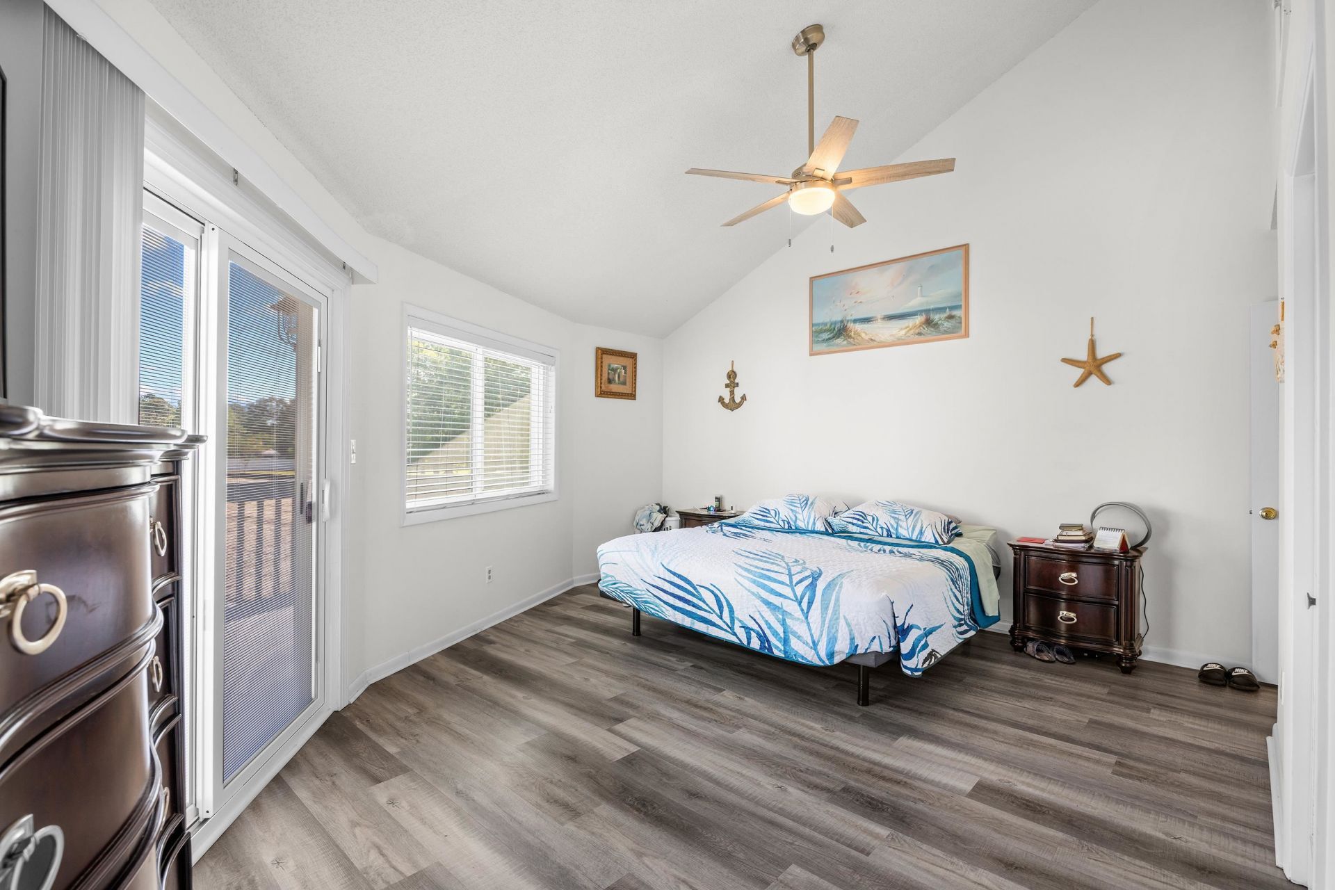 622 Tall Oaks Ln. Photo 15