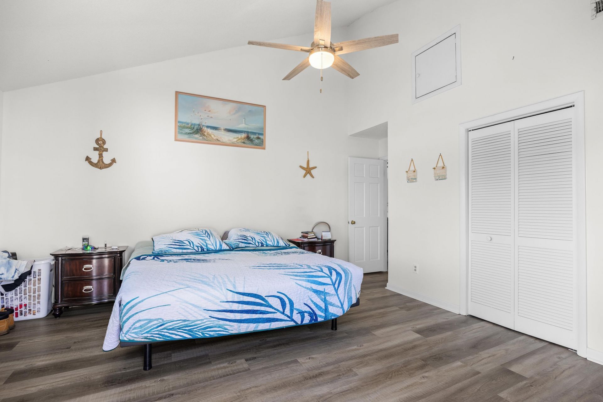 622 Tall Oaks Ln. Photo 17