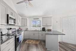 622 Tall Oaks Ln. photo 4