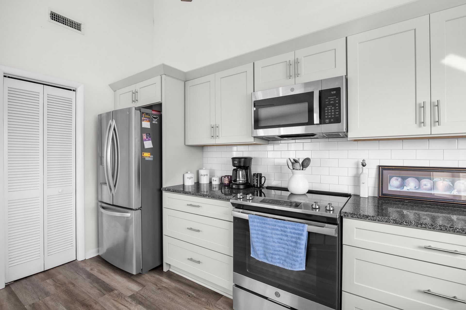 622 Tall Oaks Ln. Photo 8