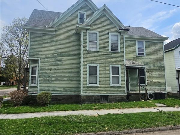 273 W Chemung Place , Elmira, NY 14904