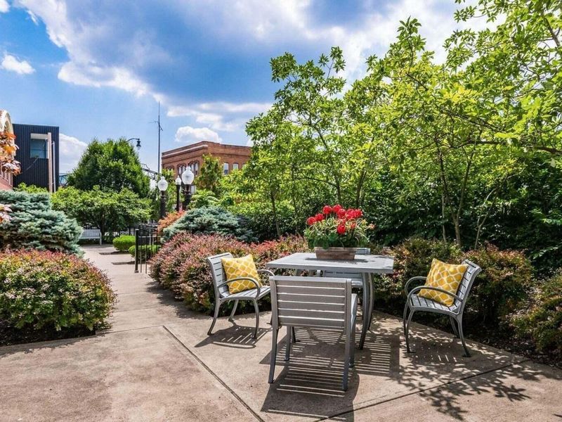 1276 N High Street , Unit 206, Columbus, OH 43201 Photo 21