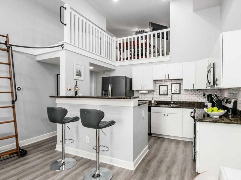 1276 N High Street , Unit 206, Columbus, OH 43201 Photo 6