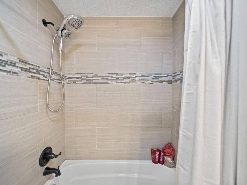 545 N County Line Road , Sunbury, OH 43074 Photo 20