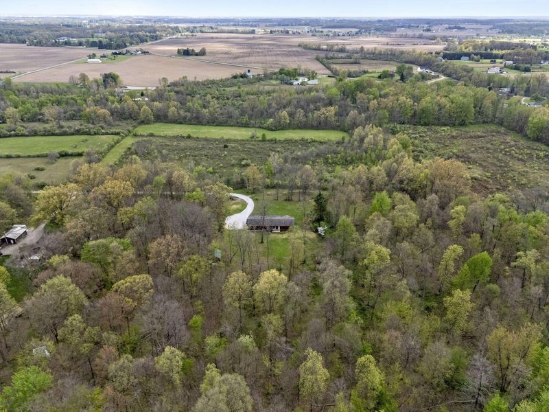 545 N County Line Road , Sunbury, OH 43074 Photo 46