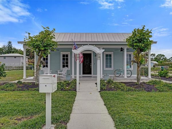 4648 SE Binnacle Way , Stuart, FL 34997