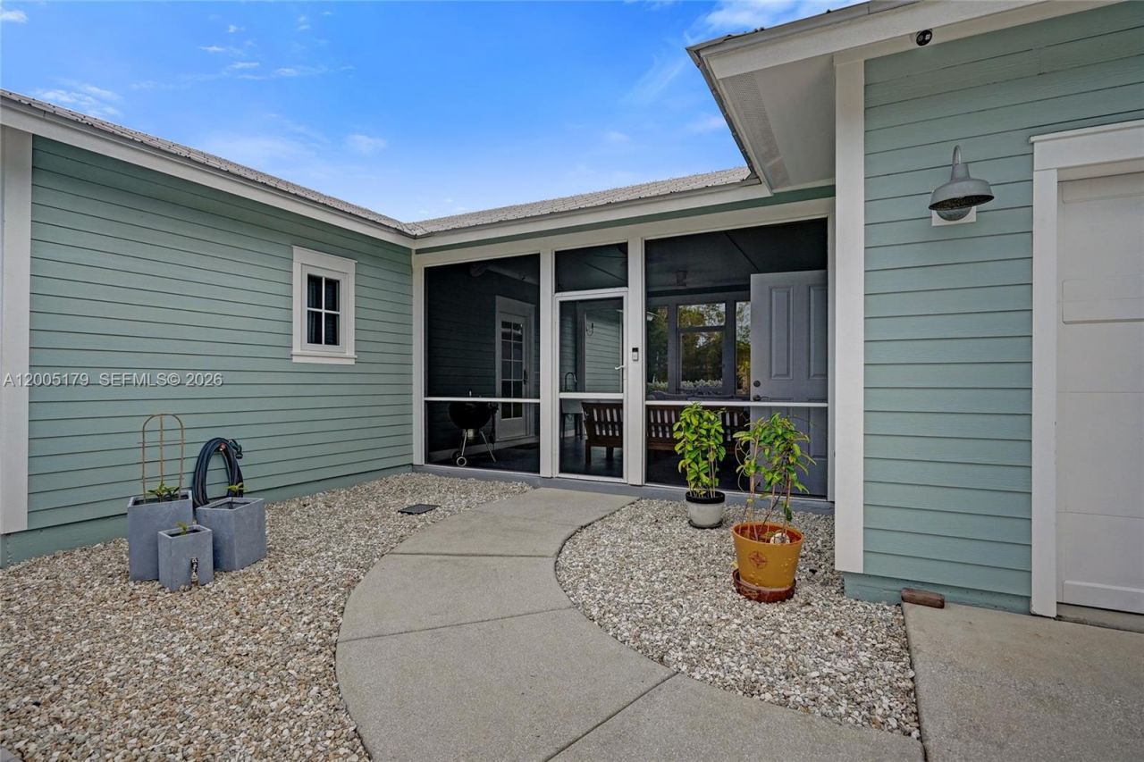 4648 SE Binnacle Way, Stuart, FL 34997 Photo