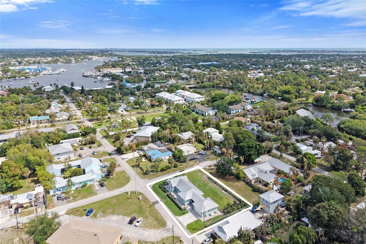 4648 SE Binnacle Way, Stuart, FL 34997 Photo