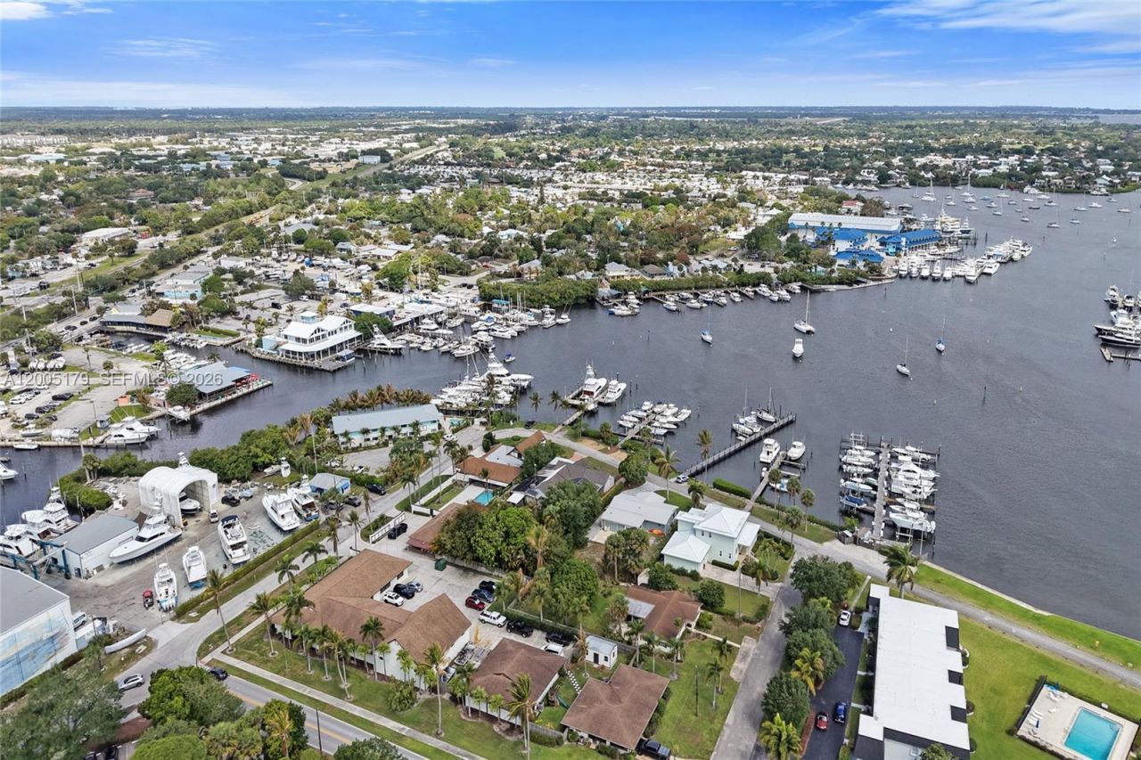 4648 SE Binnacle Way, Stuart, FL 34997 Photo