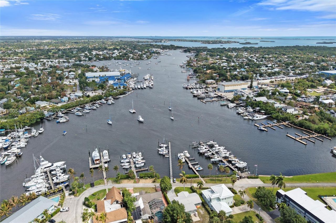 4648 SE Binnacle Way, Stuart, FL 34997 Photo