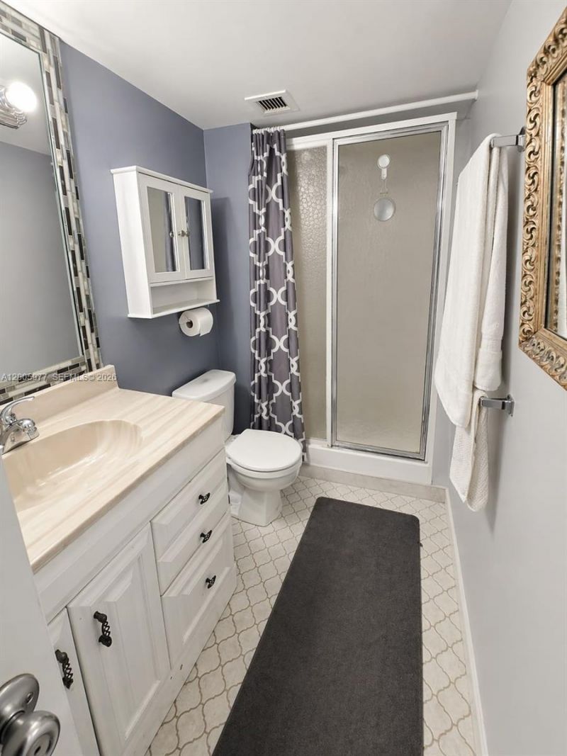 13499 Biscayne Blvd, Unit 809, North Miami, FL 33181 Photo