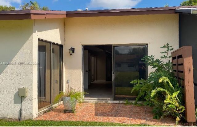 803 SW 119th Way , Davie, FL 33325 Photo